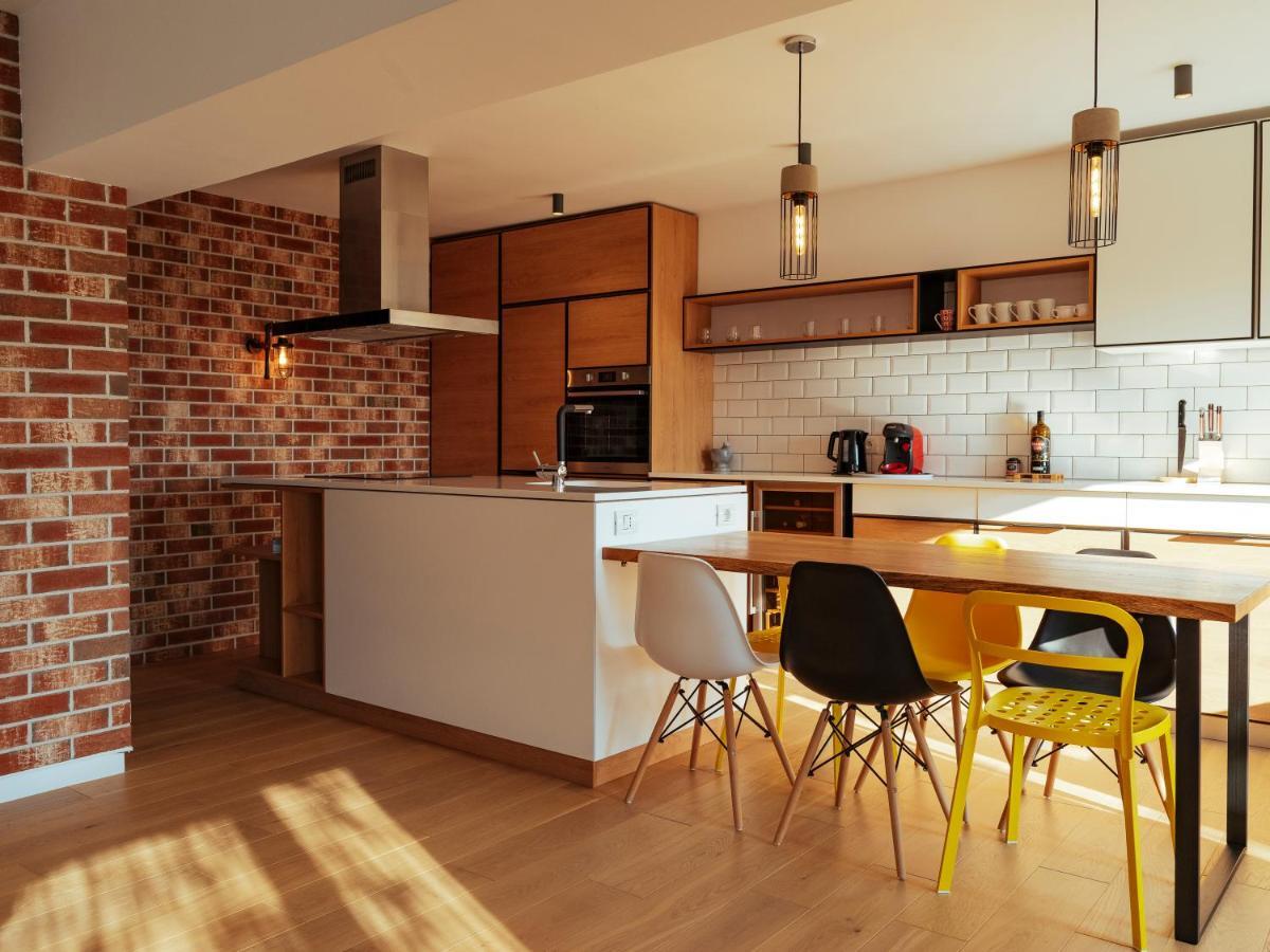 Central Modern Design Apartment Bucarest Extérieur photo
