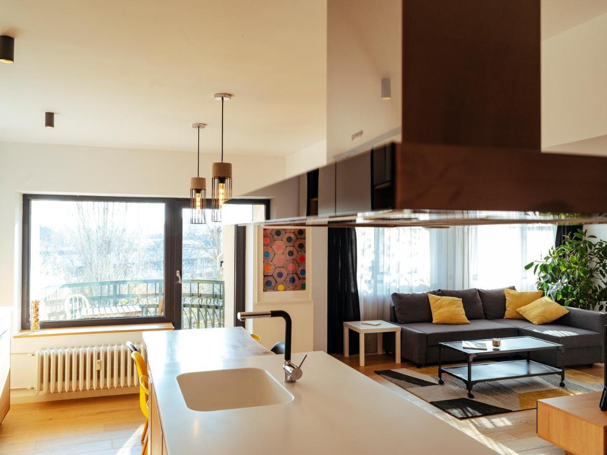 Central Modern Design Apartment Bucarest Extérieur photo