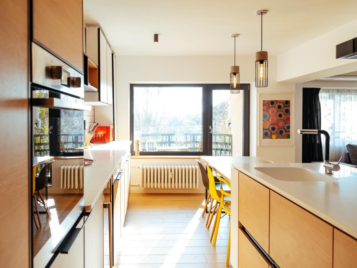 Central Modern Design Apartment Bucarest Extérieur photo