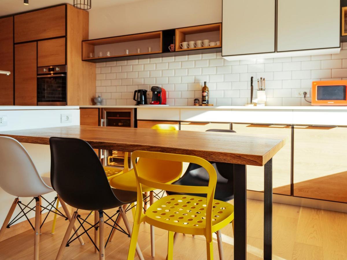 Central Modern Design Apartment Bucarest Extérieur photo