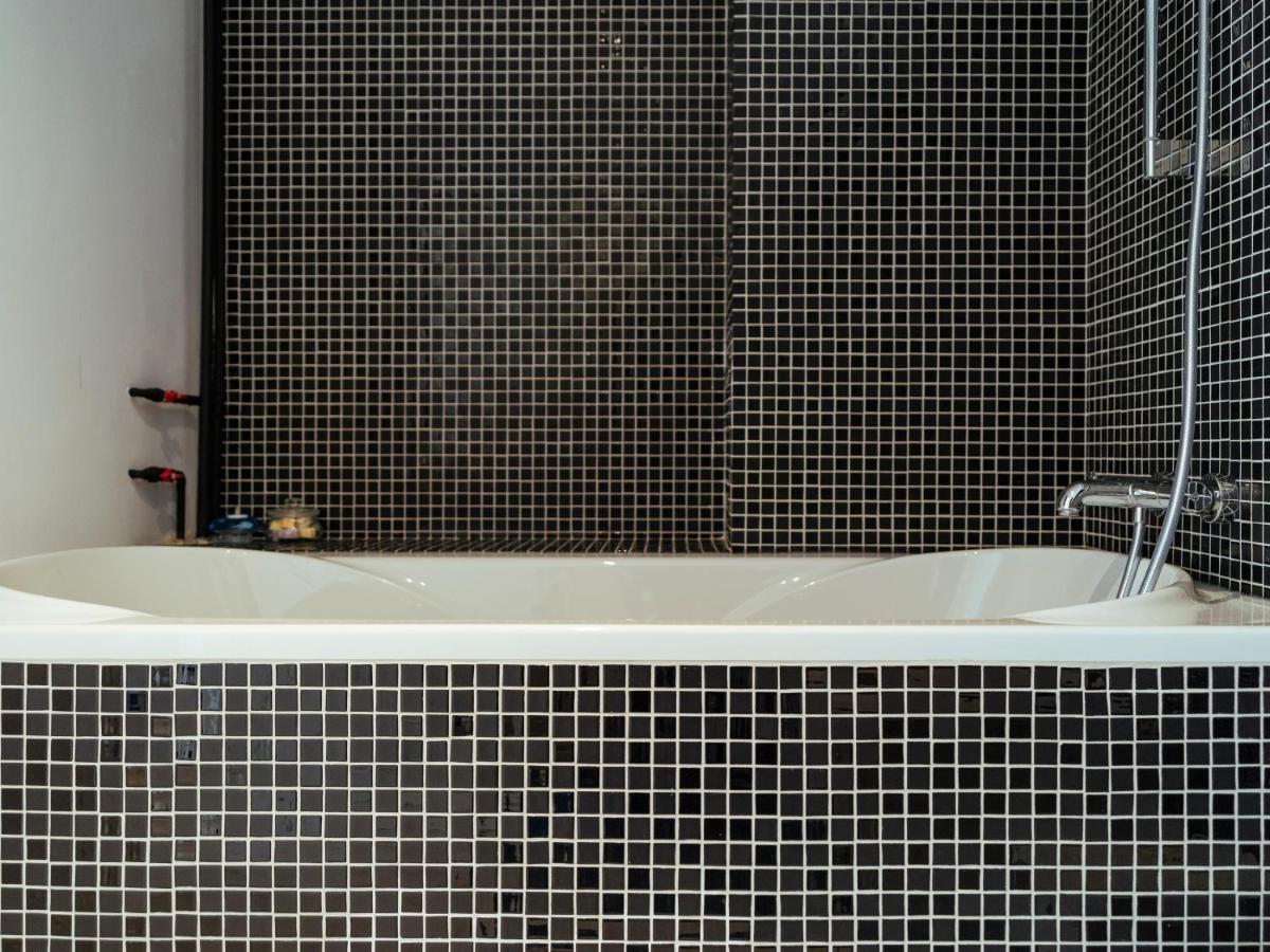 Central Modern Design Apartment Bucarest Extérieur photo